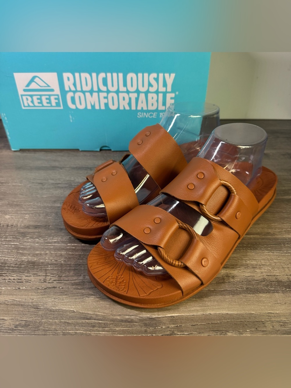 Reef Cushion Vera Cruz Tan Leather Double-Strap Slide Sandals Sz 9 IMMACULATE